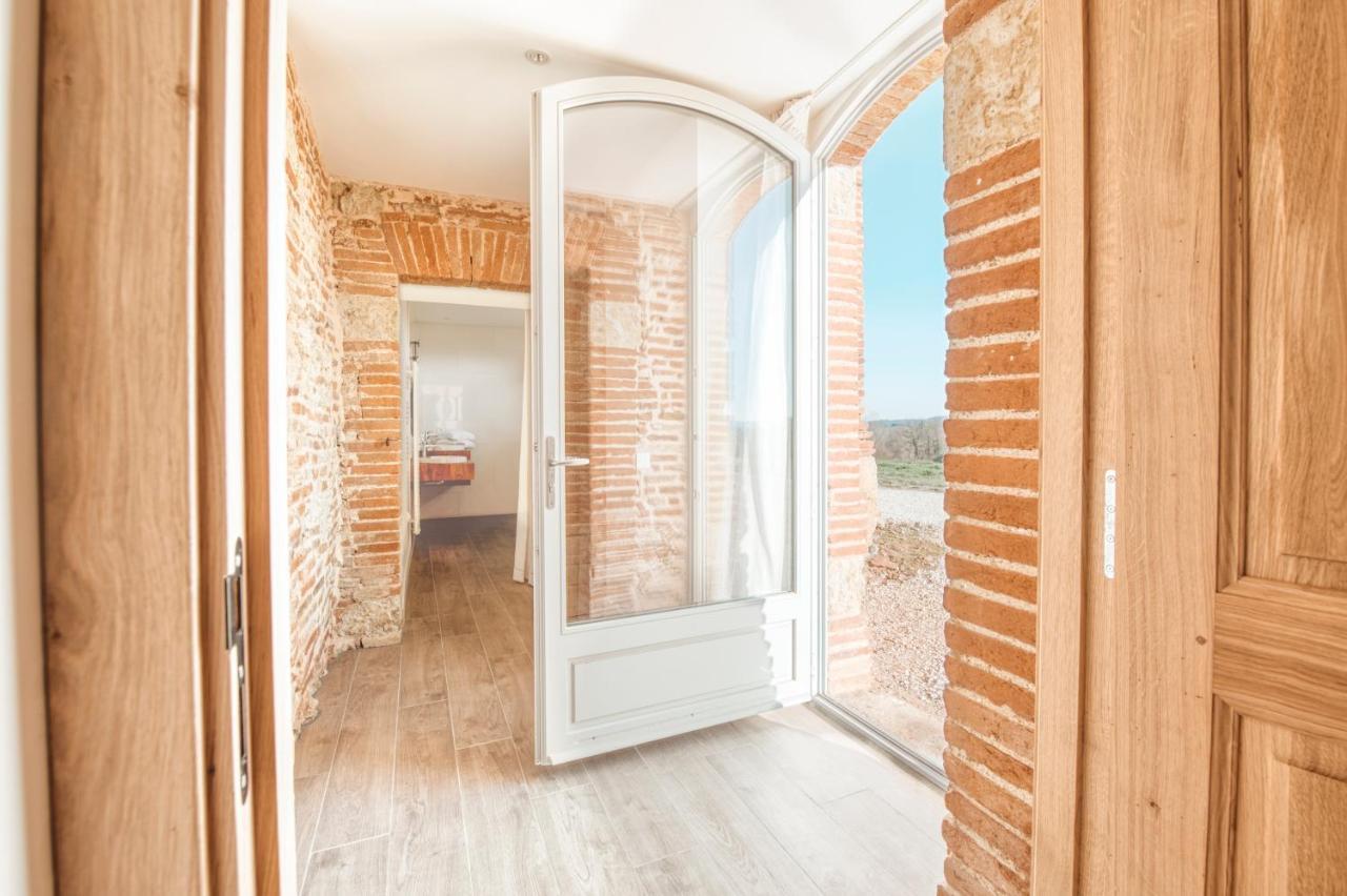 Escons Domaine De Charme Hotell Saint-Sulpice-sur-Leze Eksteriør bilde