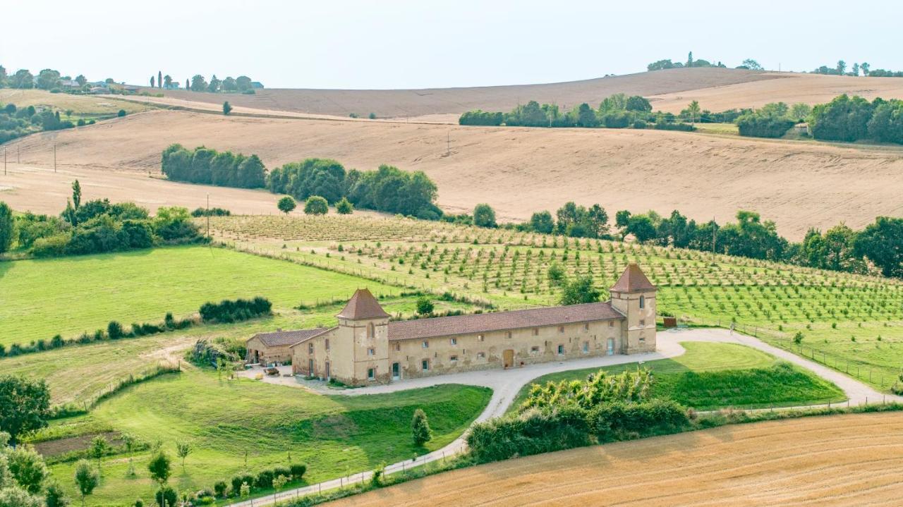 Escons Domaine De Charme Hotell Saint-Sulpice-sur-Leze Eksteriør bilde