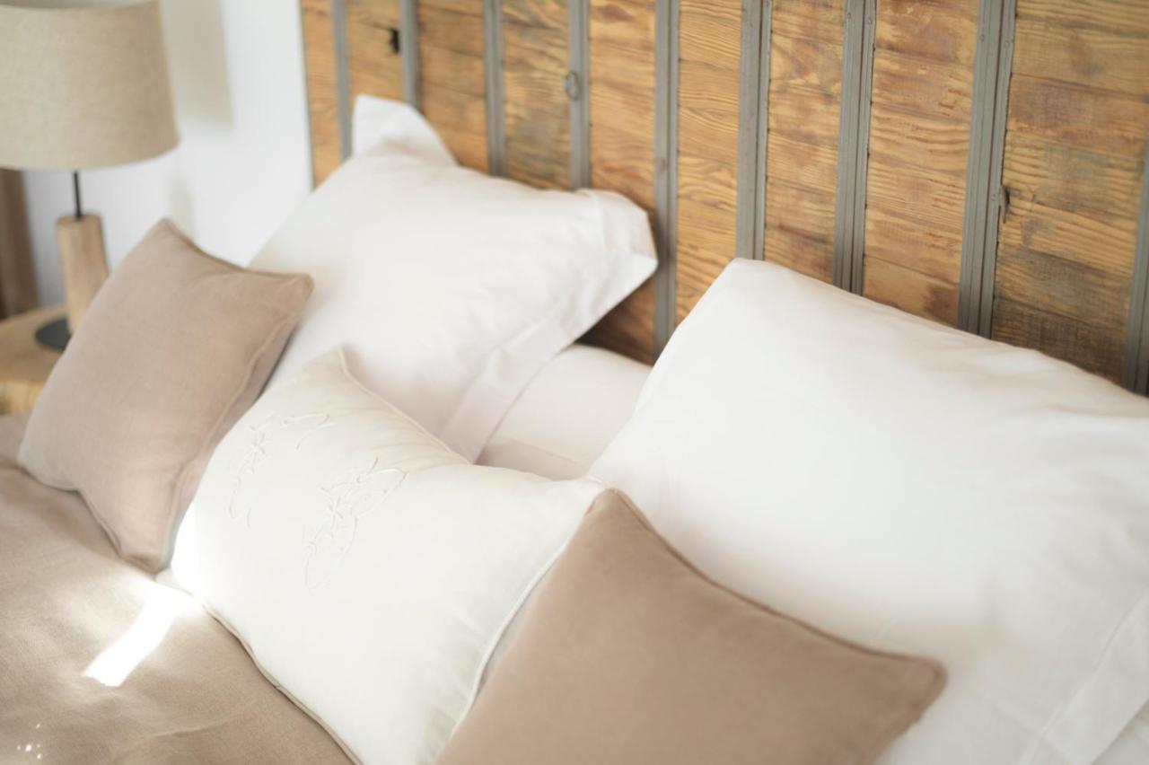 Escons Domaine De Charme Hotell Saint-Sulpice-sur-Leze Eksteriør bilde